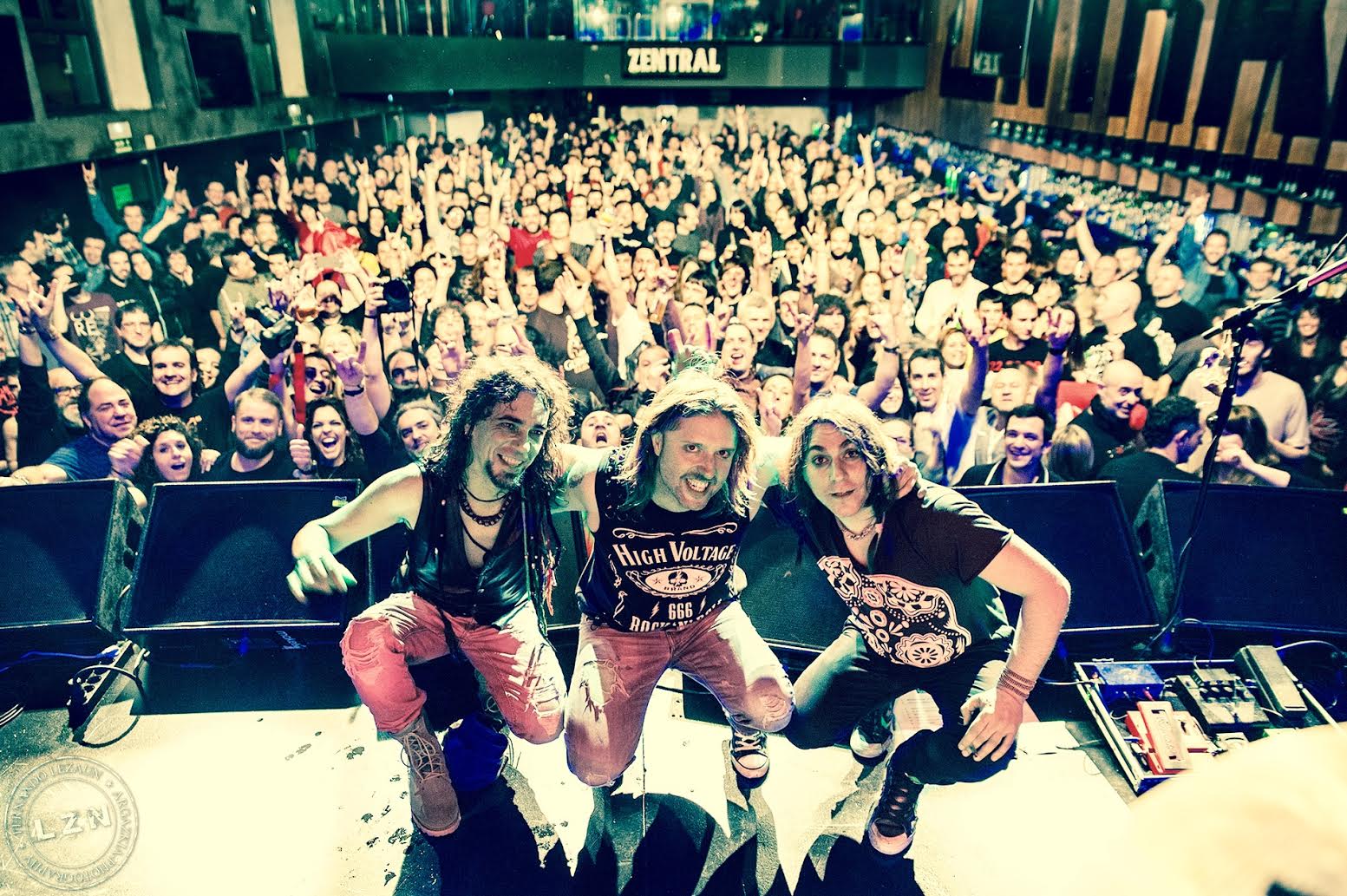 Ciclonautas en Zentral