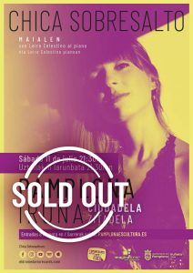 chica-sobresalto-cartel-pamplona-sold-out
